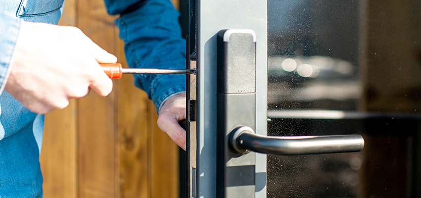 Aluminium Door Lock Replacement in Glen Avon, California